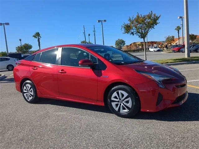 2018 Toyota Prius Two FWD photo