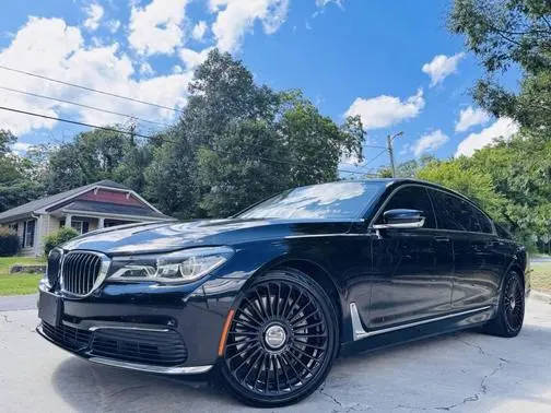 2019 BMW 7 Series 750i RWD photo
