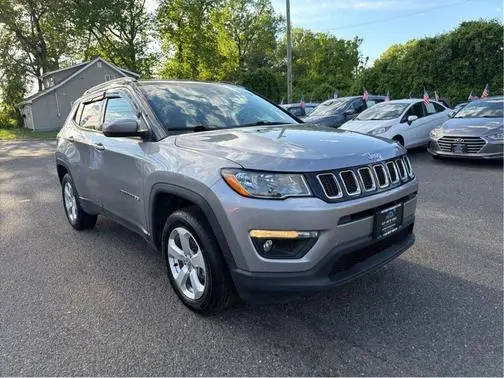 2018 Jeep Compass Latitude 4WD photo