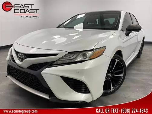 2018 Toyota Camry XSE FWD photo