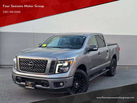 2018 Nissan Titan Platinum Reserve 4WD photo