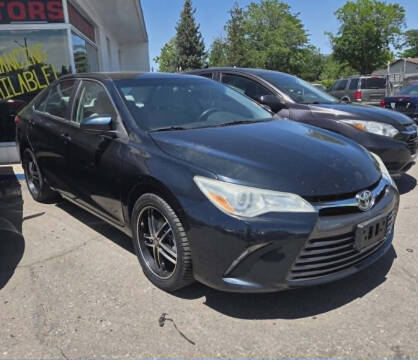 2015 Toyota Camry LE FWD photo