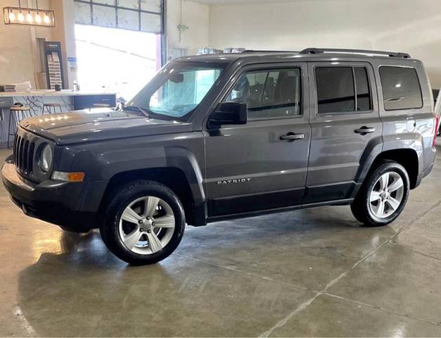 2017 Jeep Patriot Latitude FWD photo