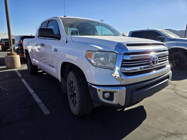 2016 Toyota Tundra SR5 4WD photo