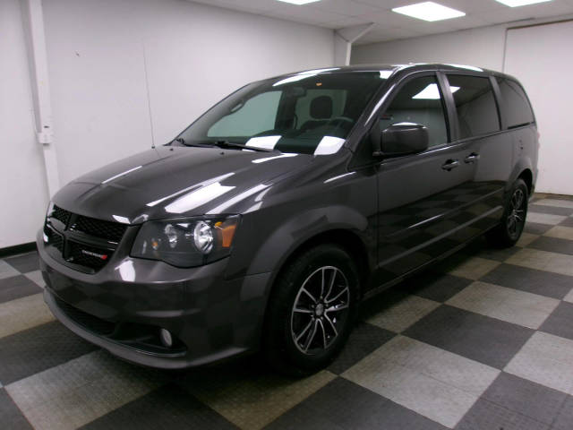 2015 Dodge Grand Caravan SXT FWD photo