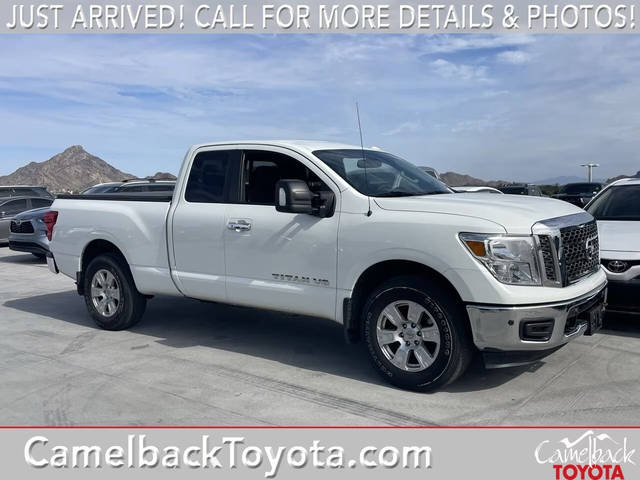 2018 Nissan Titan SV 4WD photo