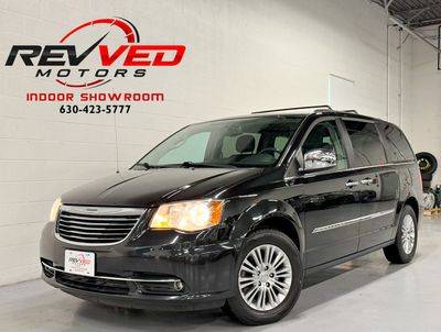 2015 Chrysler Town and Country Touring-L FWD photo