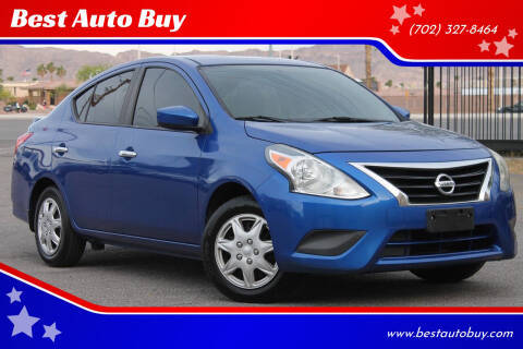 2015 Nissan Versa SV FWD photo