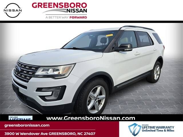 2017 Ford Explorer XLT 4WD photo