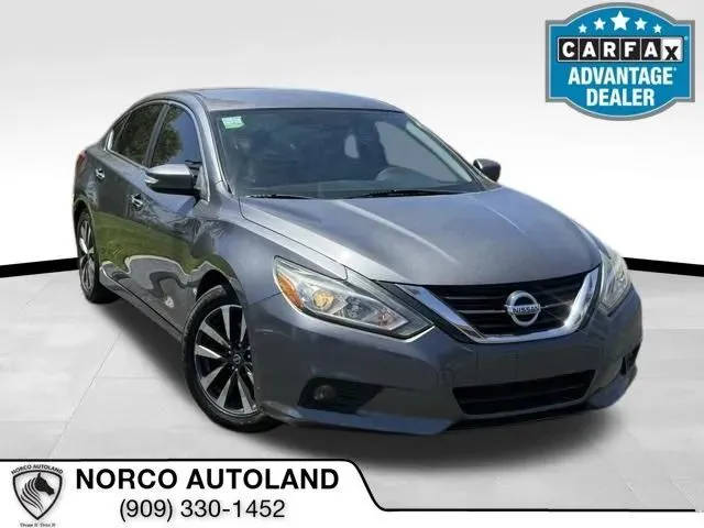 2017 Nissan Altima 2.5 SL FWD photo