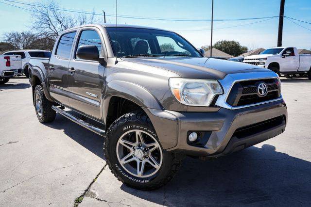 2015 Toyota Tacoma PreRunner RWD photo