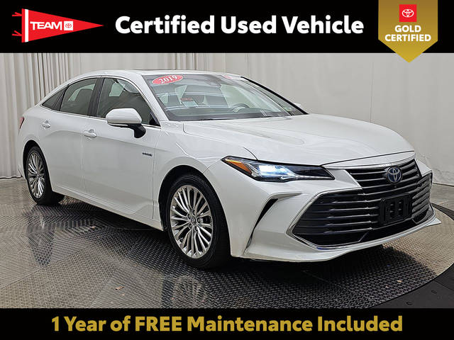 2019 Toyota Avalon Hybrid Limited FWD photo