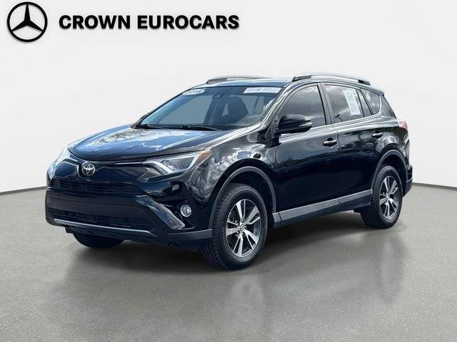 2018 Toyota RAV4 XLE FWD photo