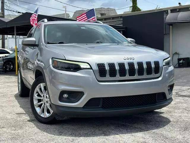 2019 Jeep Cherokee Latitude FWD photo