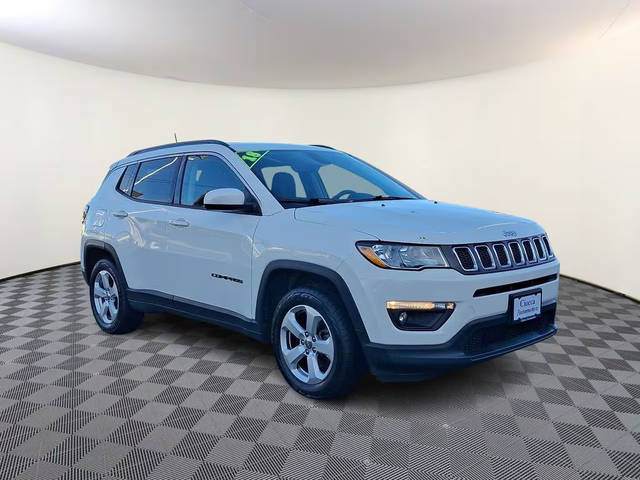 2018 Jeep Compass Latitude FWD photo