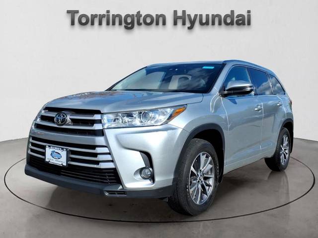 2018 Toyota Highlander XLE AWD photo