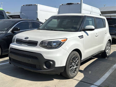 2019 Kia Soul Base FWD photo