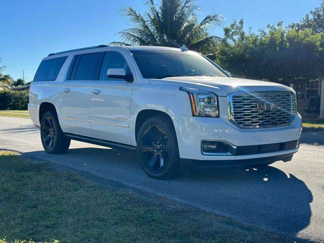 2019 GMC Yukon XL Denali 4WD photo