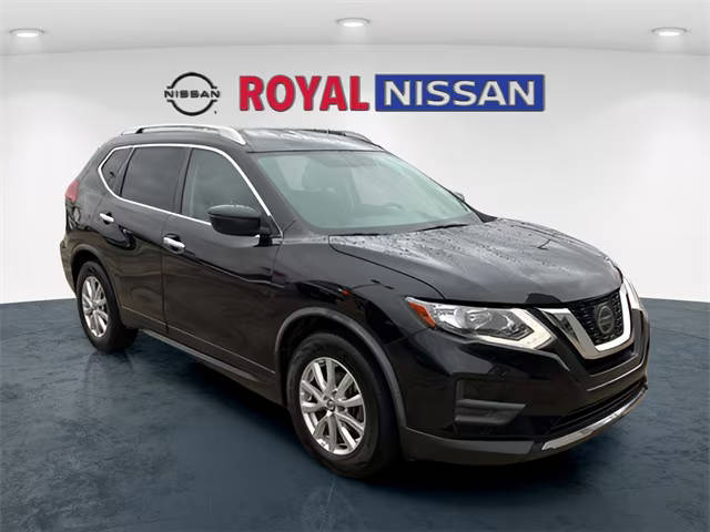 2018 Nissan Rogue SV FWD photo