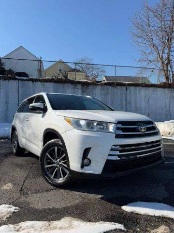2018 Toyota Highlander XLE AWD photo