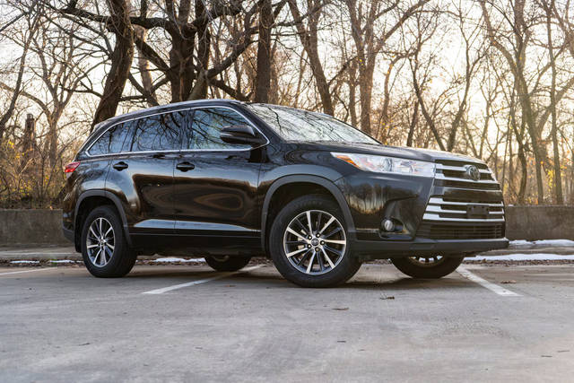 2018 Toyota Highlander XLE AWD photo