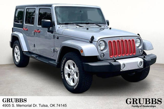 2015 Jeep Wrangler Unlimited Sahara 4WD photo