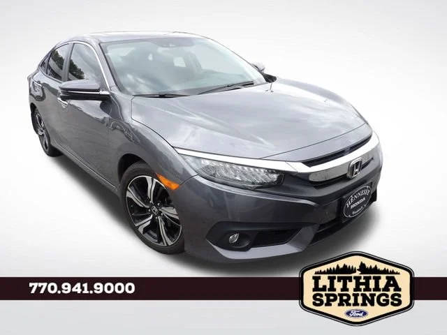 2018 Honda Civic Touring FWD photo