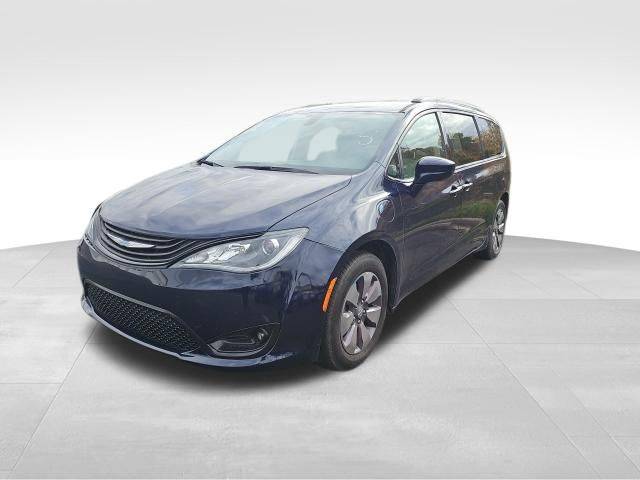 2018 Chrysler Pacifica Minivan Hybrid Touring Plus FWD photo