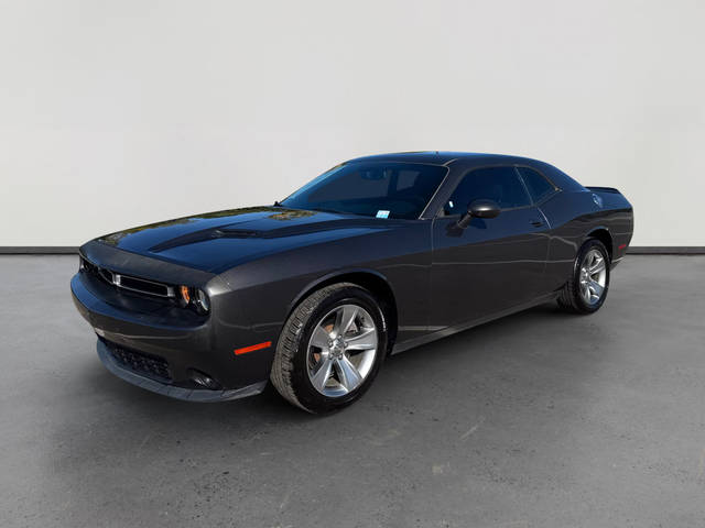 2018 Dodge Challenger SXT RWD photo