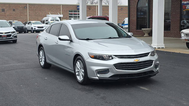 2018 Chevrolet Malibu LT FWD photo