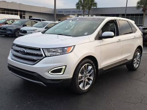2018 Ford Edge Titanium FWD photo