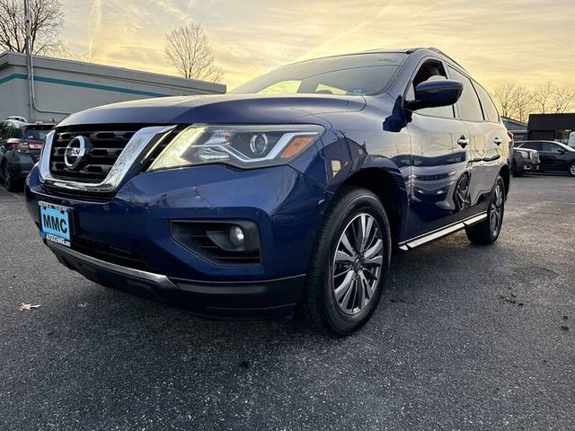 2018 Nissan Pathfinder SV 4WD photo