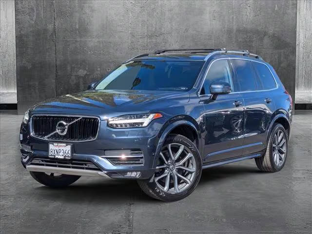 2019 Volvo XC90 Momentum AWD photo