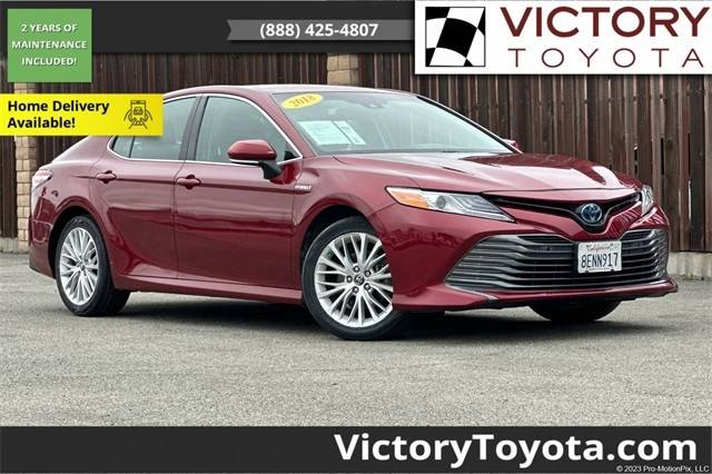 2018 Toyota Camry Hybrid XLE FWD photo