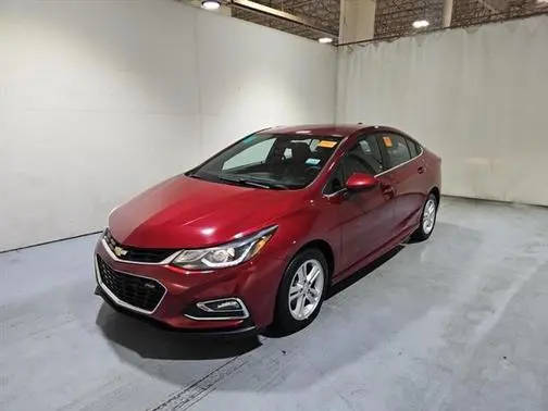 2018 Chevrolet Cruze LT FWD photo