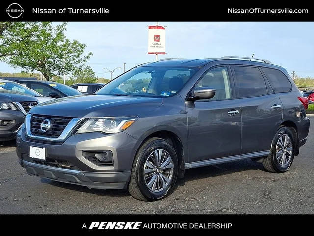 2018 Nissan Pathfinder S 4WD photo