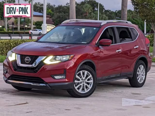 2018 Nissan Rogue SV FWD photo