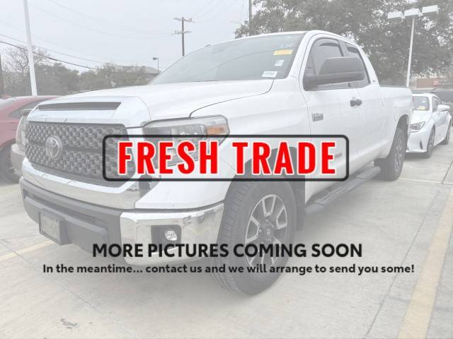 2018 Toyota Tundra SR5 4WD photo