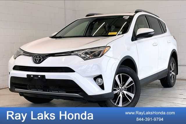 2018 Toyota RAV4 XLE AWD photo