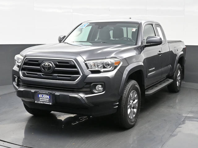 2018 Toyota Tacoma SR5 4WD photo