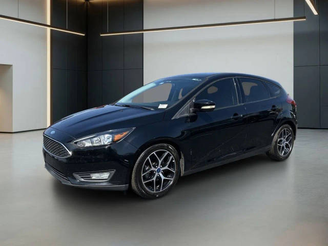 2017 Ford Focus SEL FWD photo