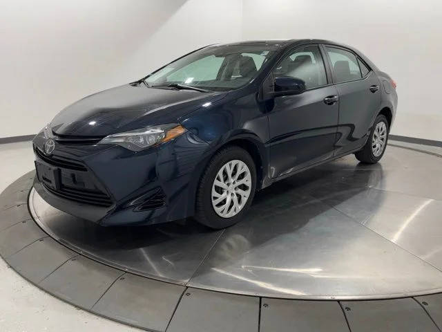 2019 Toyota Corolla LE FWD photo