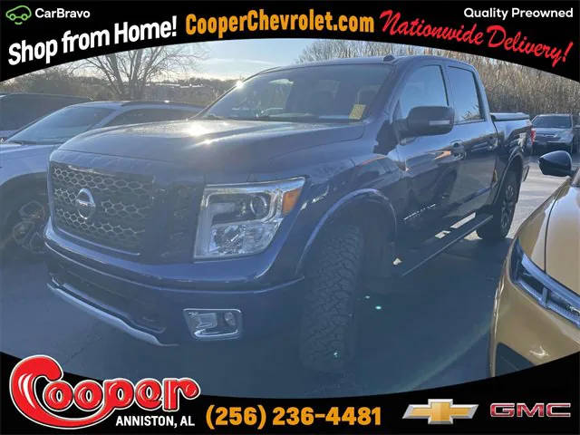 2018 Nissan Titan PRO-4X 4WD photo