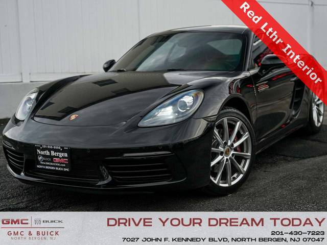 2018 Porsche Cayman  RWD photo