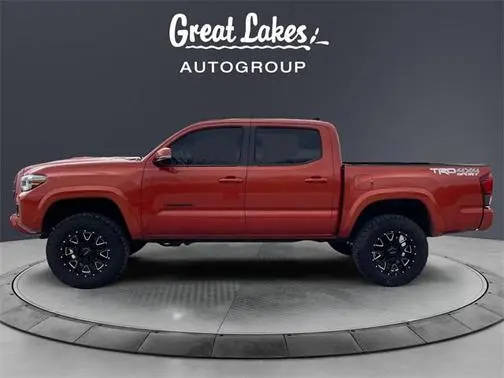 2018 Toyota Tacoma TRD Sport 4WD photo
