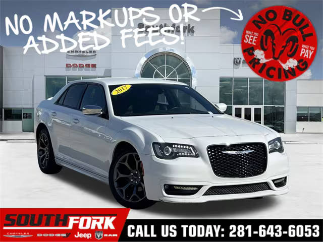 2017 Chrysler 300 300S RWD photo