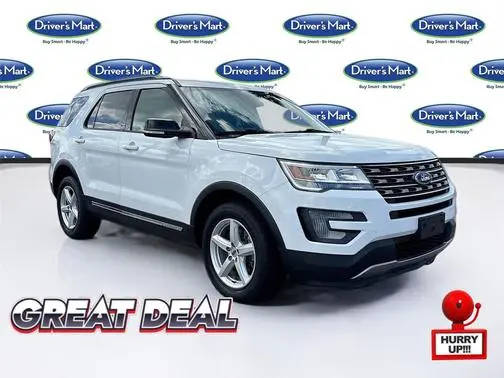 2017 Ford Explorer XLT 4WD photo