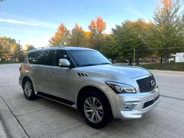 2017 Infiniti QX80  4WD photo