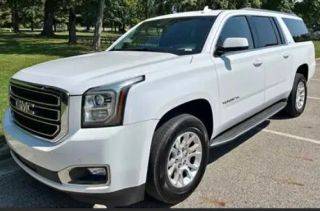 2017 GMC Yukon XL SLT 4WD photo