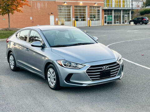 2017 Hyundai Elantra SE FWD photo